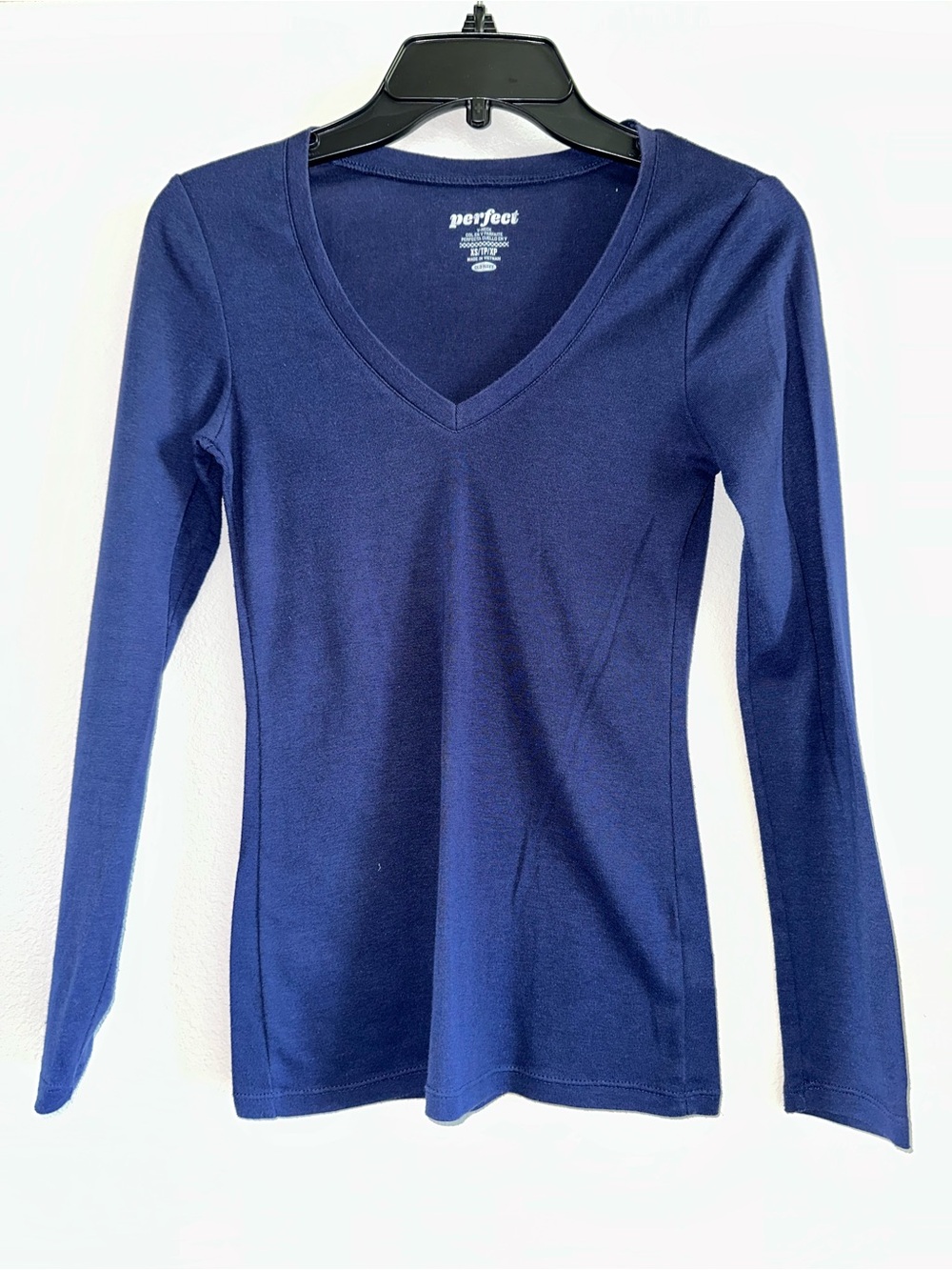 Women's Long Sleeve V-Neck Top - Navy from Old Navy size XS